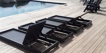wood-stamped concrete pool decks